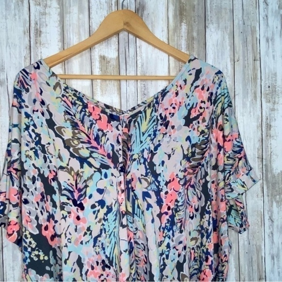 Jodifl Colorful Jungle Dolman Blouse - Picture 4 of 5